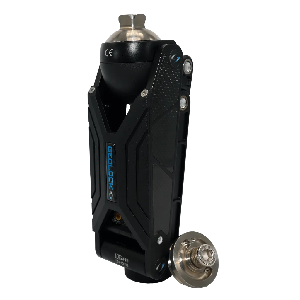 1336-GeoLock-Hydraulic-Knee-with-KD-Adapter-2.webp